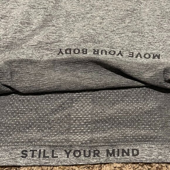 Lululemon Swiftly Tech Long Sleeve 2.0, Women's Size 6, Slate / White Color - Picture 8 of 8